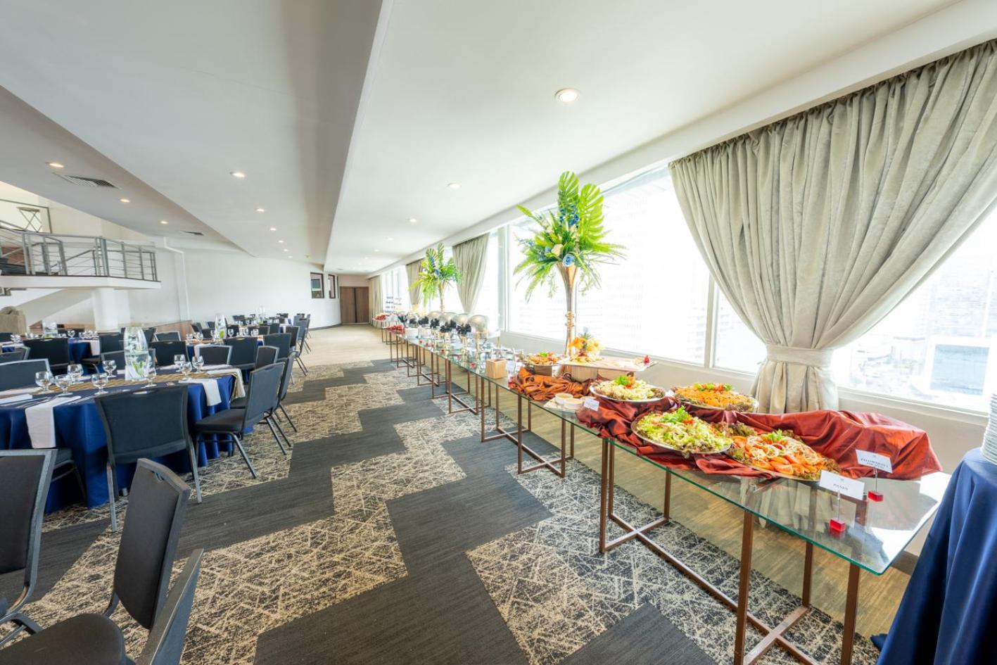 Hotel El Panama By Faranda Grand, A Member Of Radisson Individuals エクステリア 写真 The 360° Lounge at KLIA