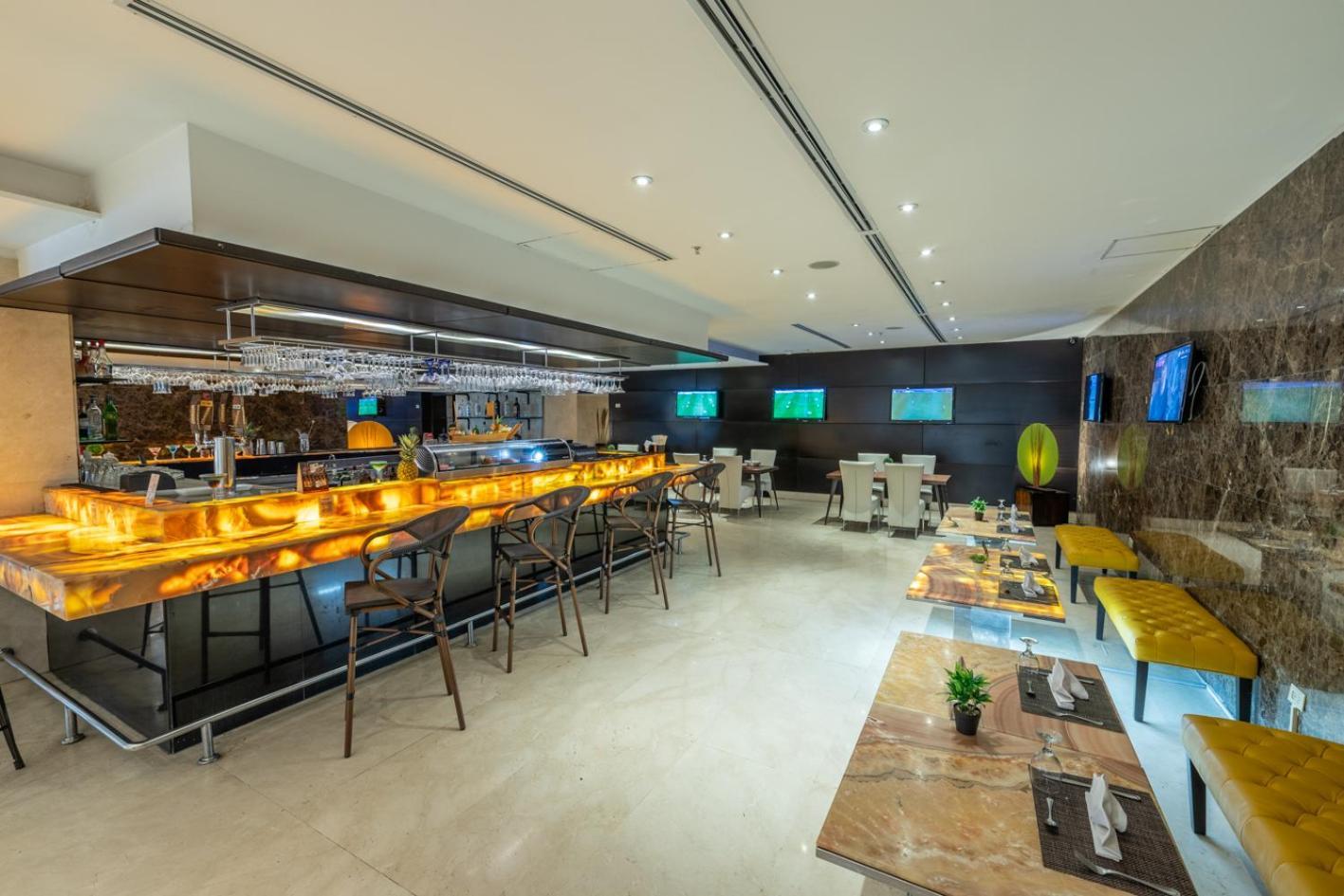 Hotel El Panama By Faranda Grand, A Member Of Radisson Individuals エクステリア 写真 The lounge at the airport