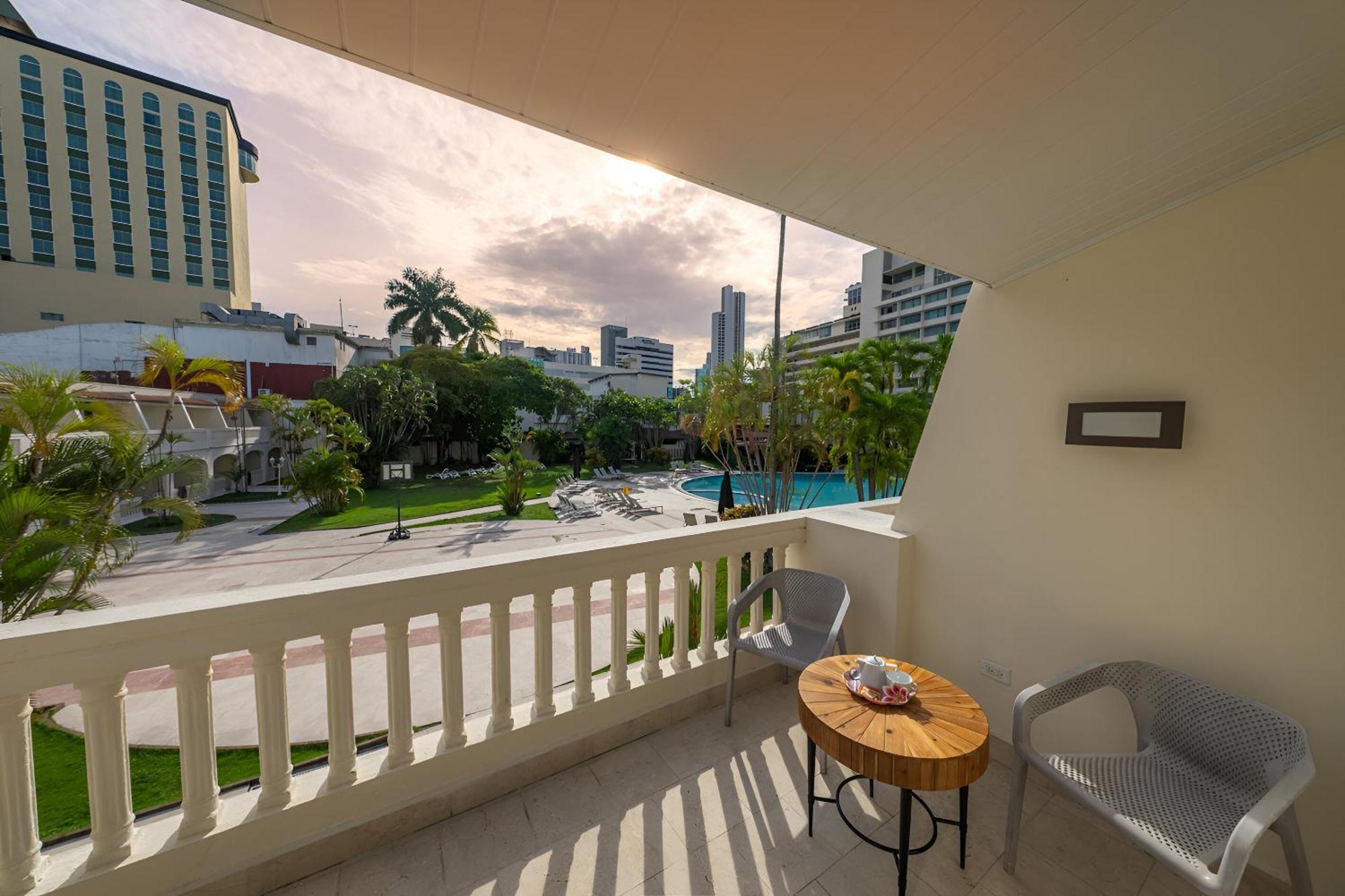 Hotel El Panama By Faranda Grand, A Member Of Radisson Individuals エクステリア 写真 Balcony of a hotel room
